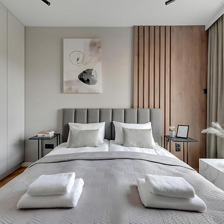 Flatbook - City Center Spa Apartments Grano Residence With Parking กดัญสก์ ภายนอก รูปภาพ